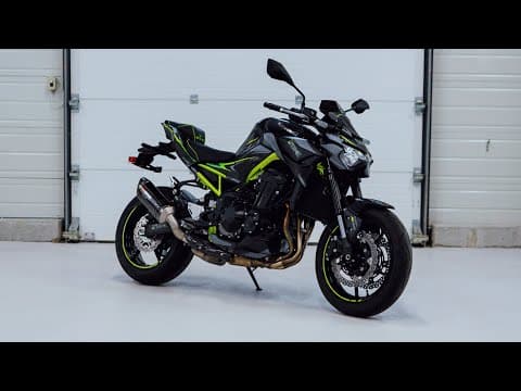 Kawasaki Z 900 Street Bike Airline Graphic Kit Black Green | Kawasaki | Kutvek - View 3